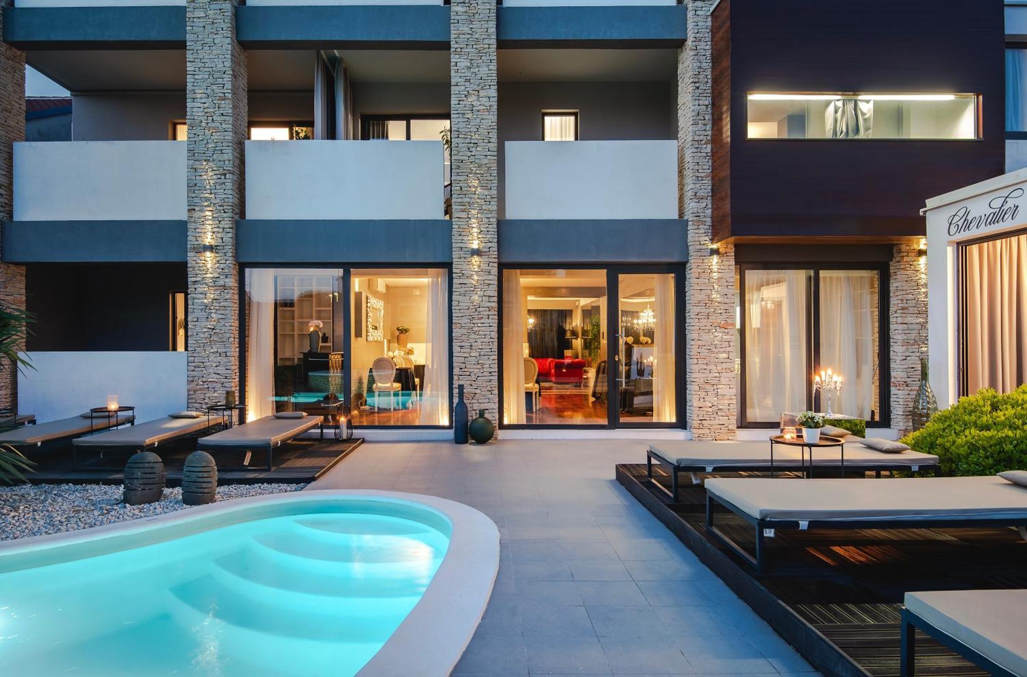 Boutique Hotel Chevalier By Bura Hotels - Adults Only Medulin Bagian luar foto